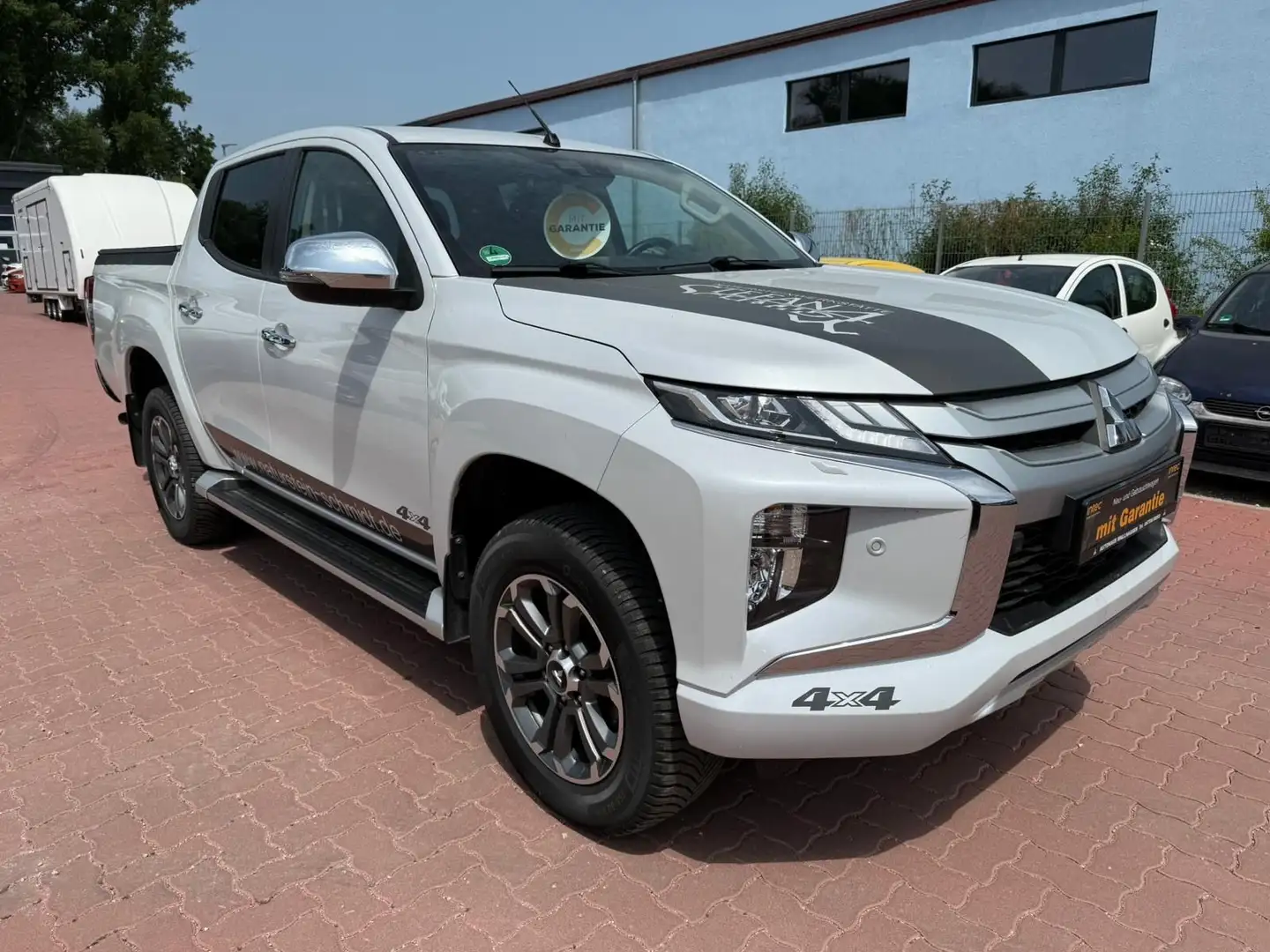 Mitsubishi L200 LED/AHK 3.1T /4x4/Navi/SHZ/Klima/ Weiß - 1