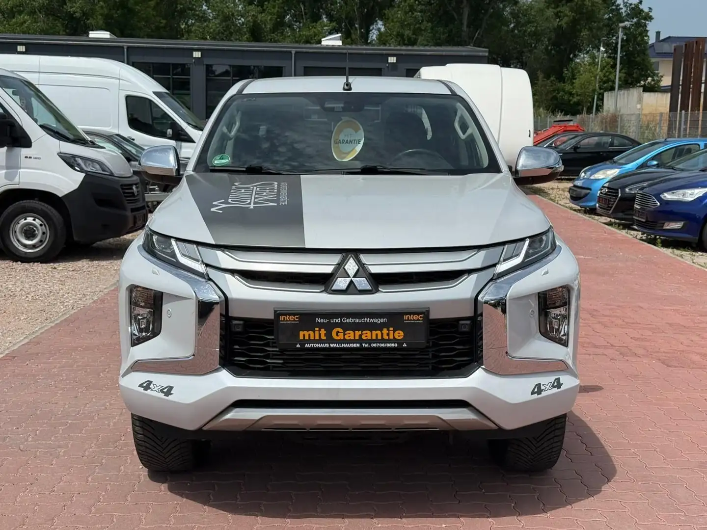 Mitsubishi L200 LED/AHK 3.1T /4x4/Navi/SHZ/Klima/ Weiß - 2