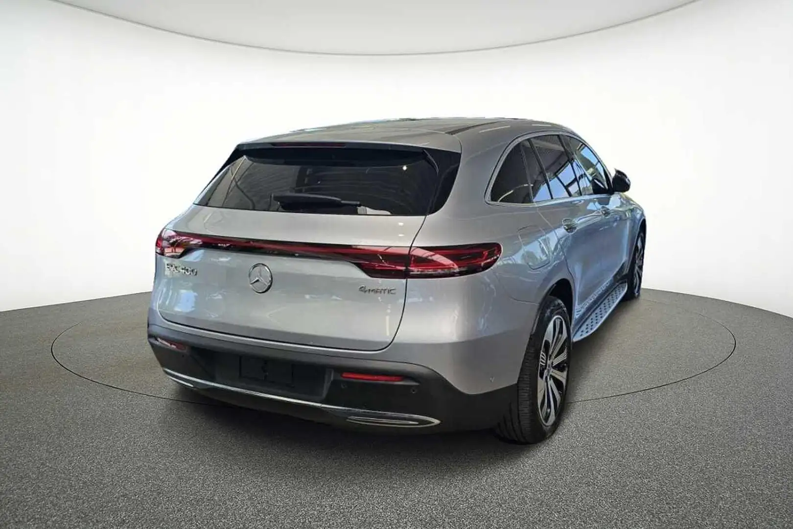 Mercedes-Benz EQC 400 4MATIC SUV - 2