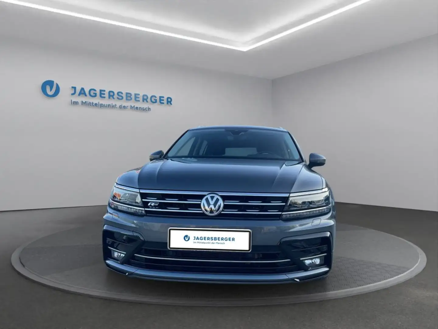 Volkswagen Tiguan 1,4 TSI ACT Highline DSG Grau - 2
