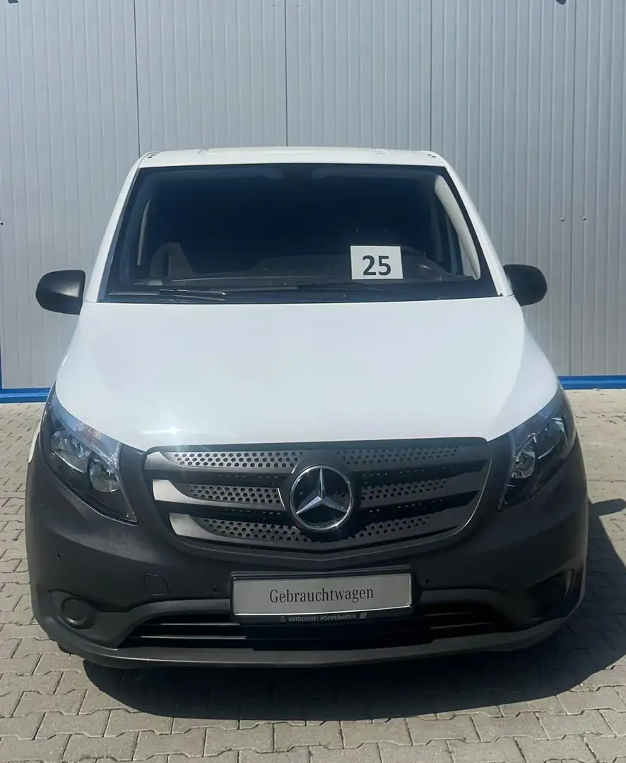Mercedes-Benz Vito 109 KOMPAKT 6-G KAMERA NAVI PDC 3-SITZE AHK Weiß - 2