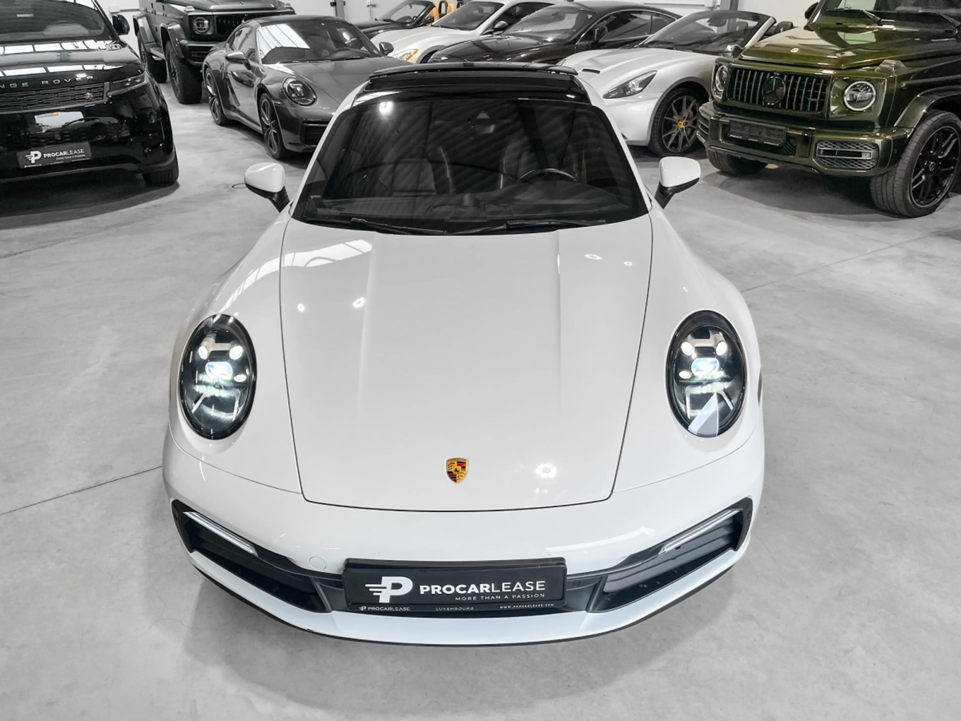 Porsche 911 992 CARRERA S - TOIT OUVRANT - PURE WHITE - SPORT — photo 4