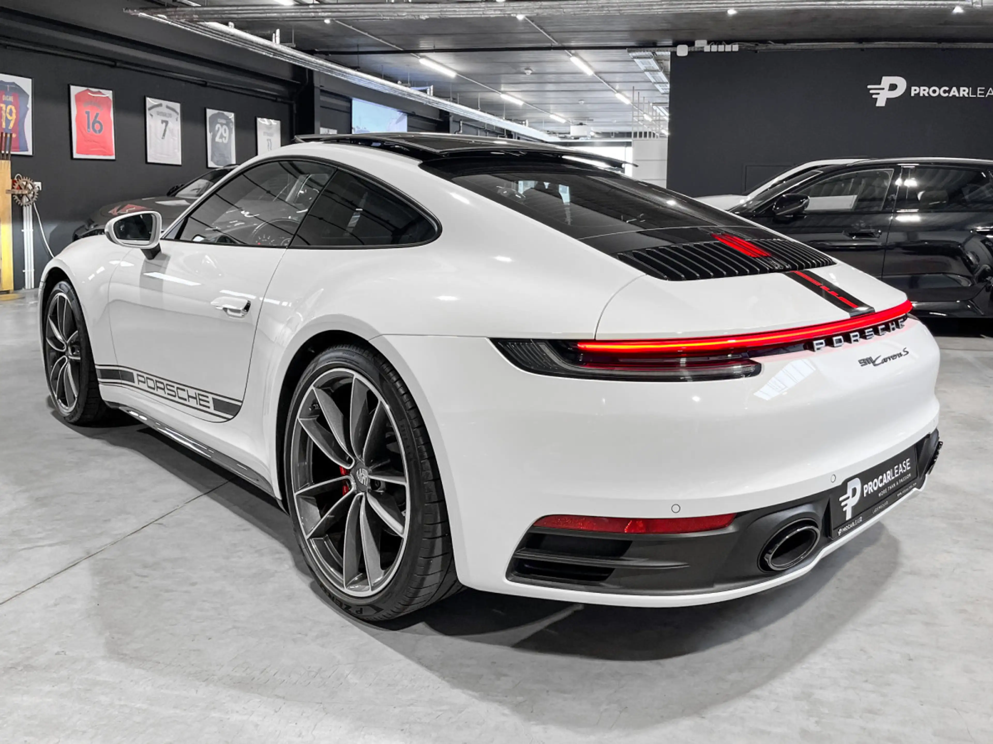 Porsche 911 992 CARRERA S - TOIT OUVRANT - PURE WHITE - SPORT — photo 13