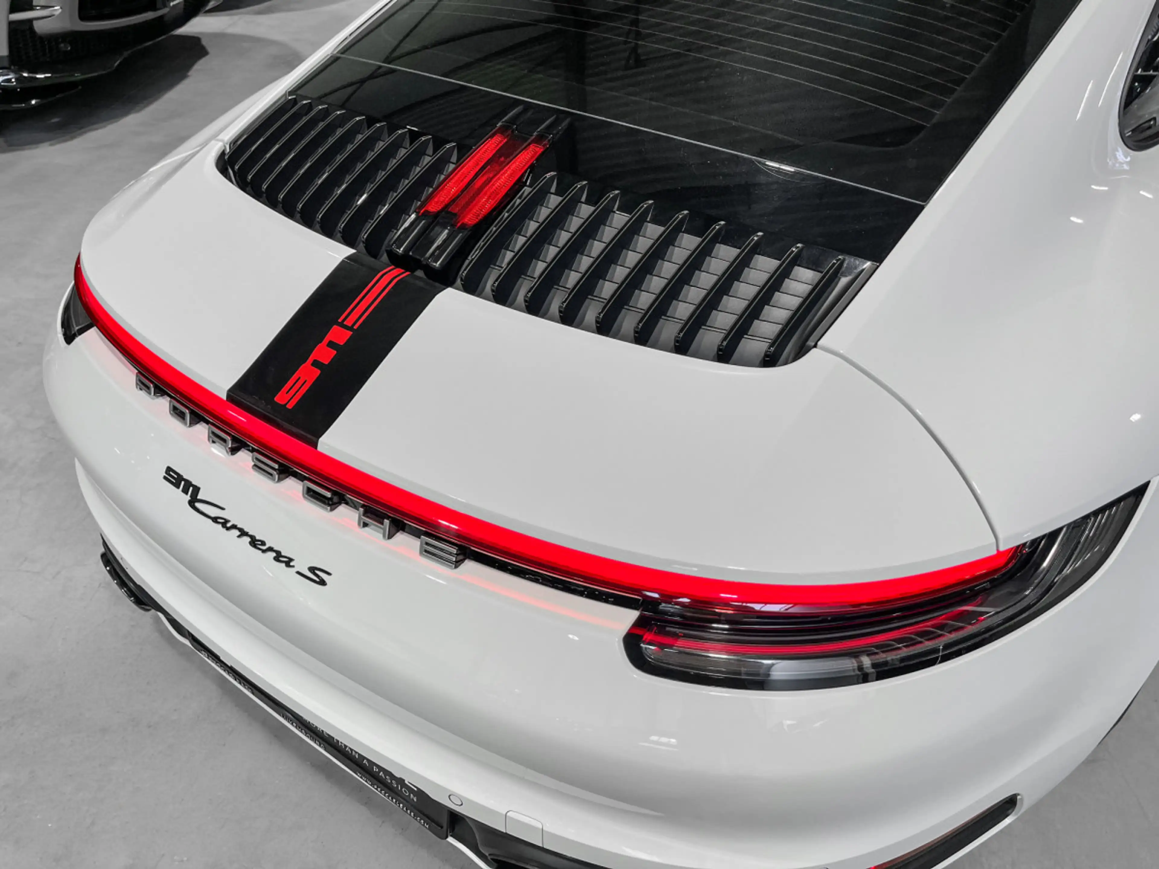 Porsche 911 992 CARRERA S - TOIT OUVRANT - PURE WHITE - SPORT — photo 12