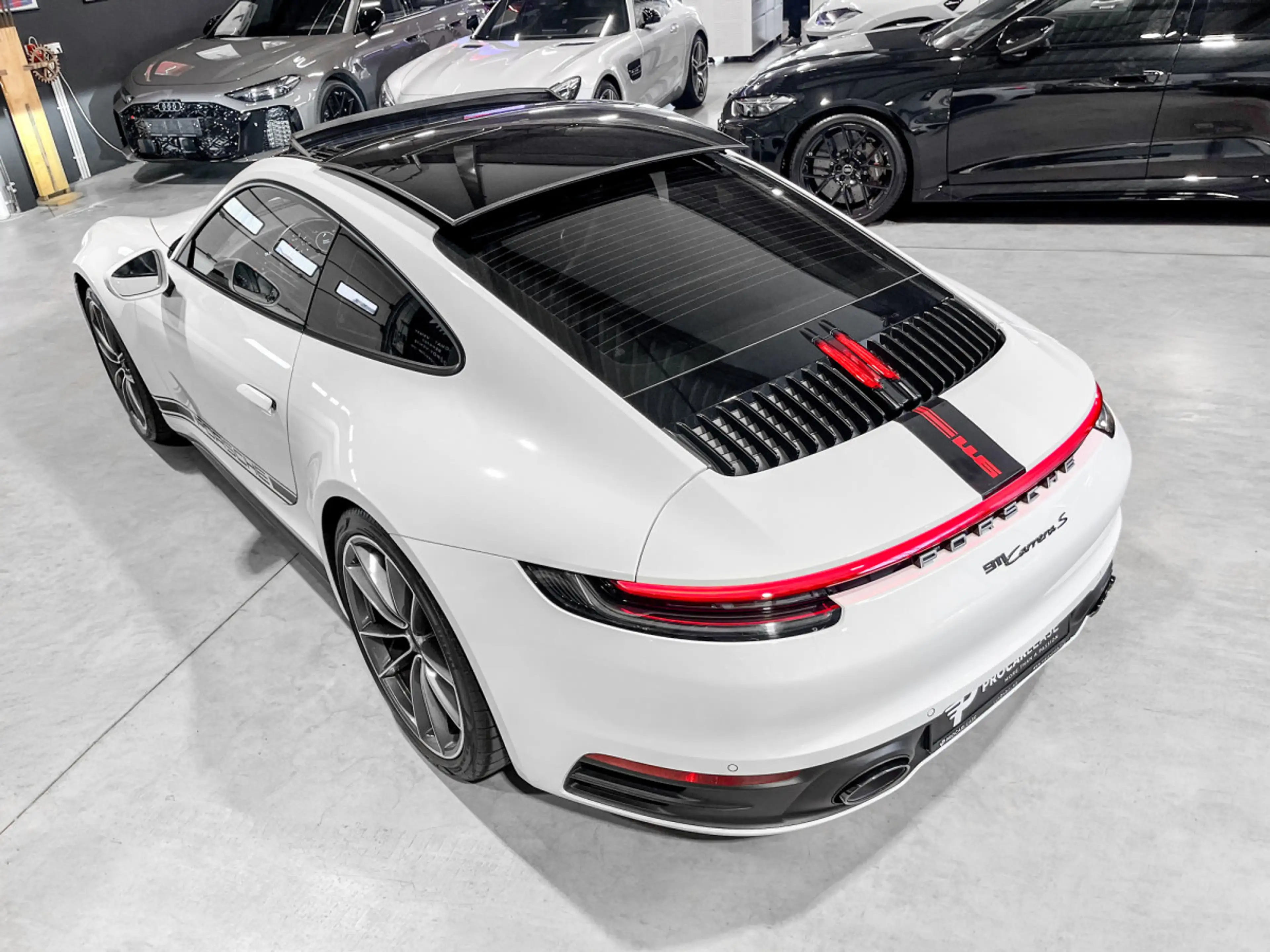 Porsche 911 992 CARRERA S - TOIT OUVRANT - PURE WHITE - SPORT — photo 14