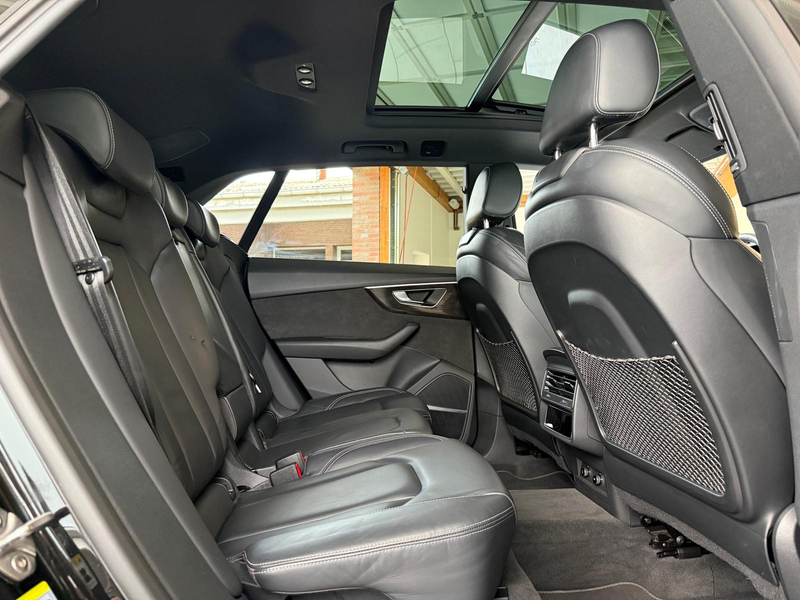 Audi Q8 50TDI quattro - Pano/AHK/B&O/S-line/ACC/22´ — photo 10