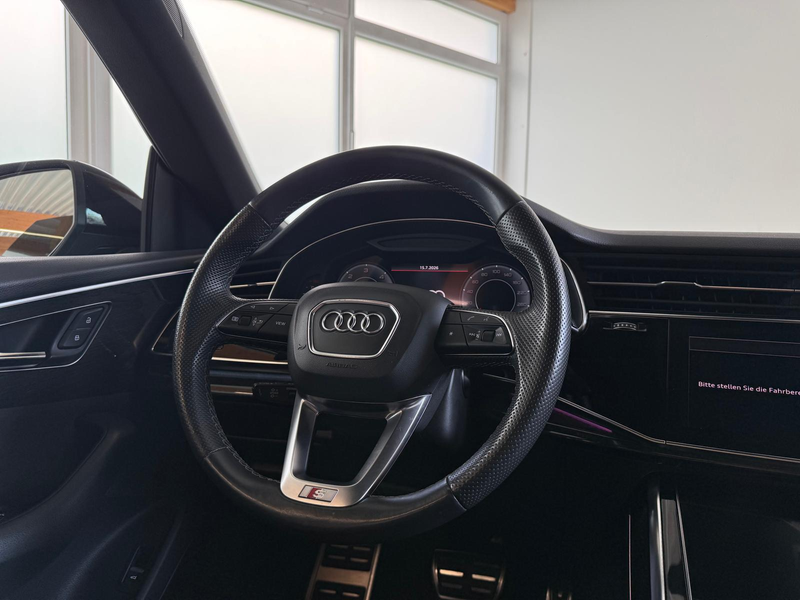Audi Q8 50TDI quattro - Pano/AHK/B&O/S-line/ACC/22´ — photo 20