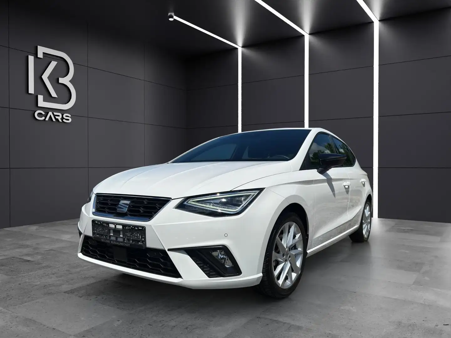 SEAT Ibiza FR|R-CAM|Navi|Sitzh|Full-LED|CarPlay|4,99% Wit - 2