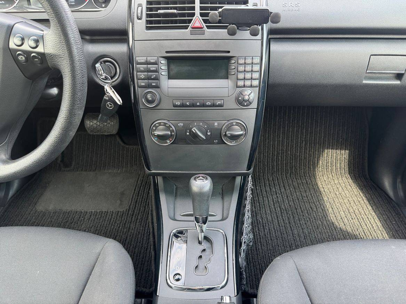 Mercedes-Benz A 150 5-Türig,Automatik,Klima,Navi,Alu — photo 11