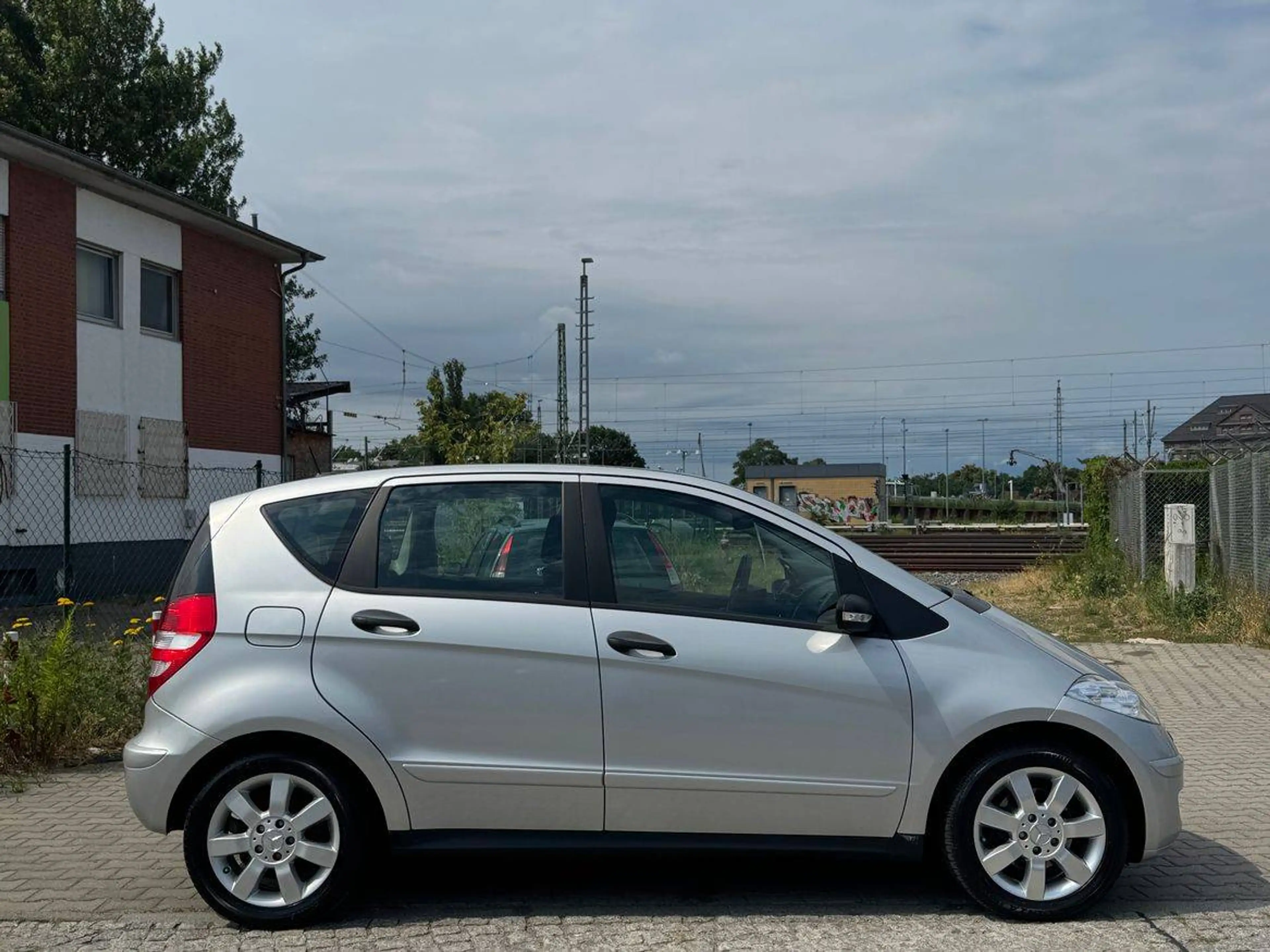 Mercedes-Benz A 150 5-Türig,Automatik,Klima,Navi,Alu — photo 4