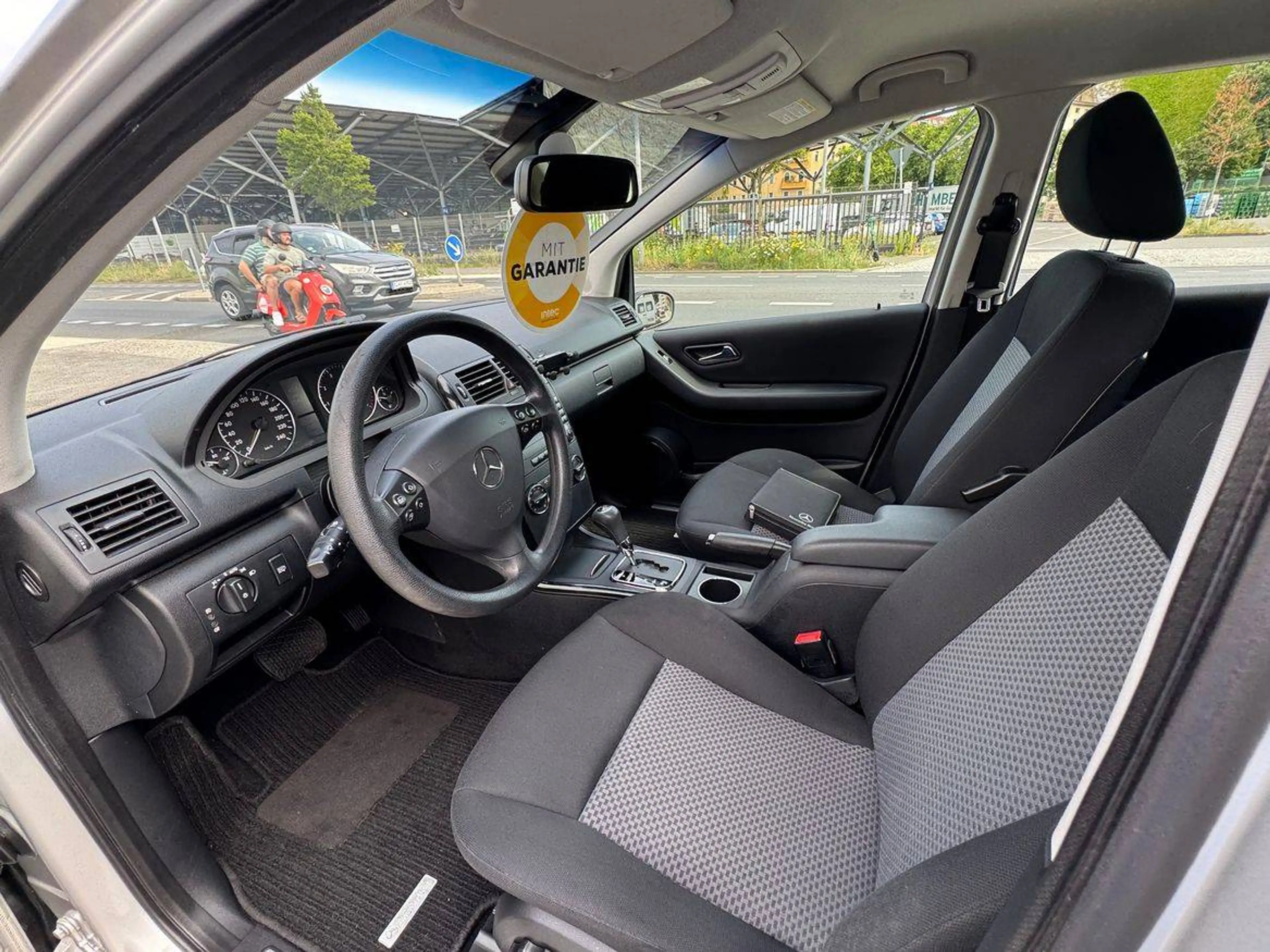 Mercedes-Benz A 150 5-Türig,Automatik,Klima,Navi,Alu — photo 12