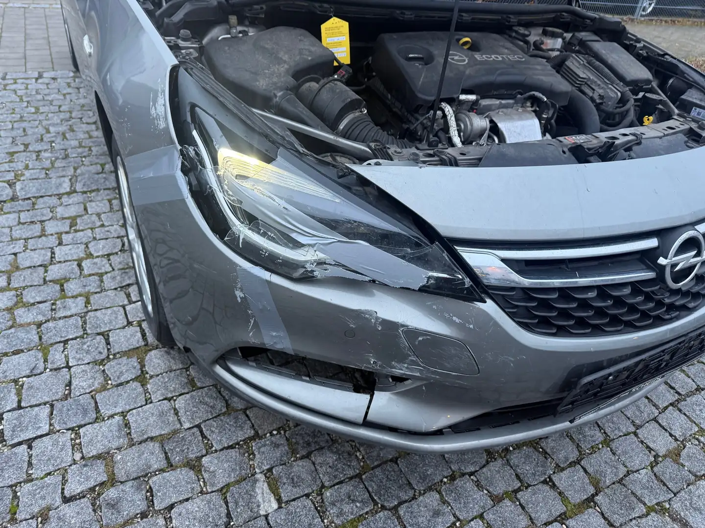 Opel Astra Edition - - 2