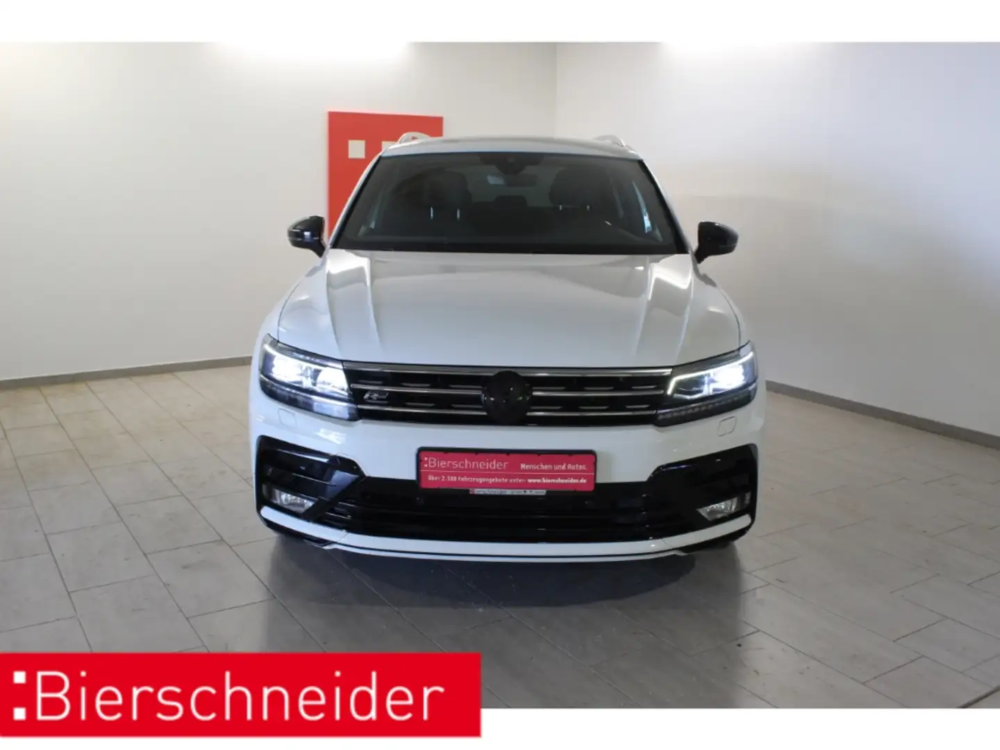 Volkswagen Tiguan 2.0 TSI DSG 4Mo. 2x R-Line 20 ACC DCC LED Weiß - 2