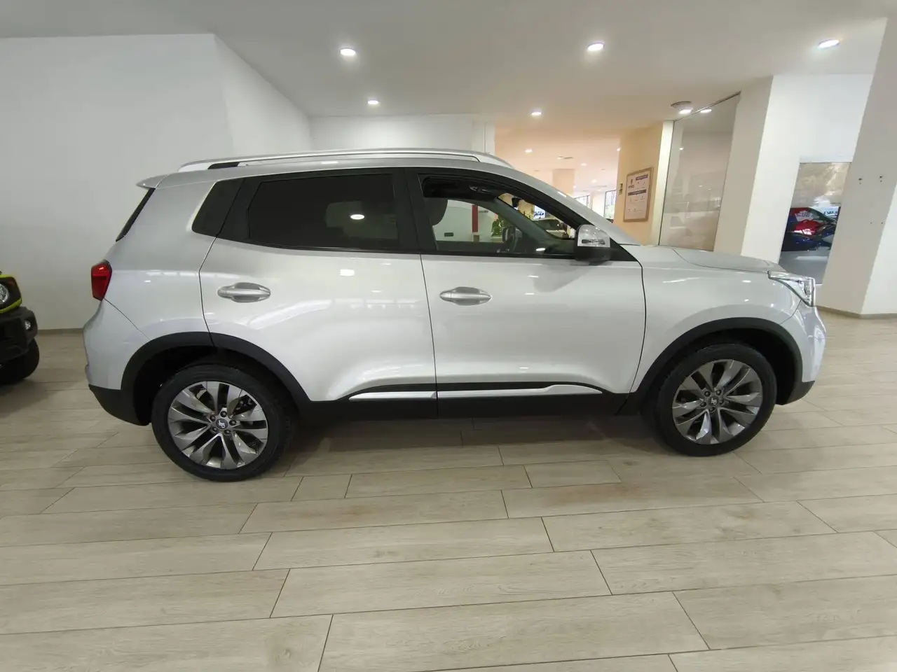 DR Automobiles DR4 2022
