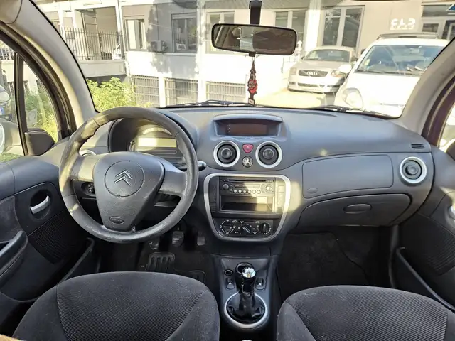 Citroen C3 view 8