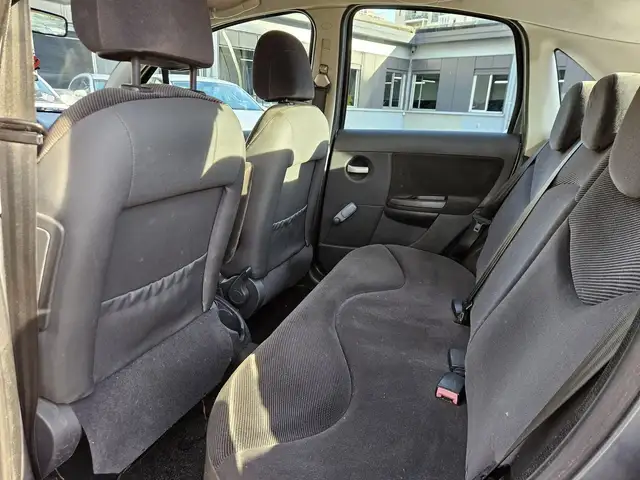 Citroen C3 view 7