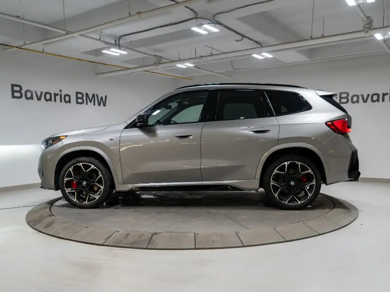 BMW X1 снимка BMW X1