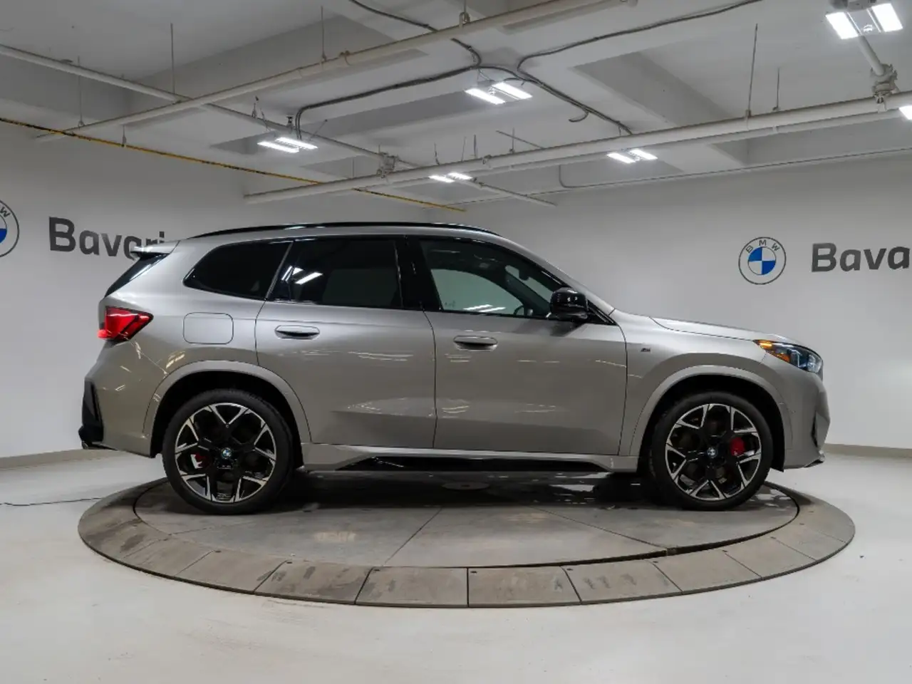 BMW X1 снимка BMW X1