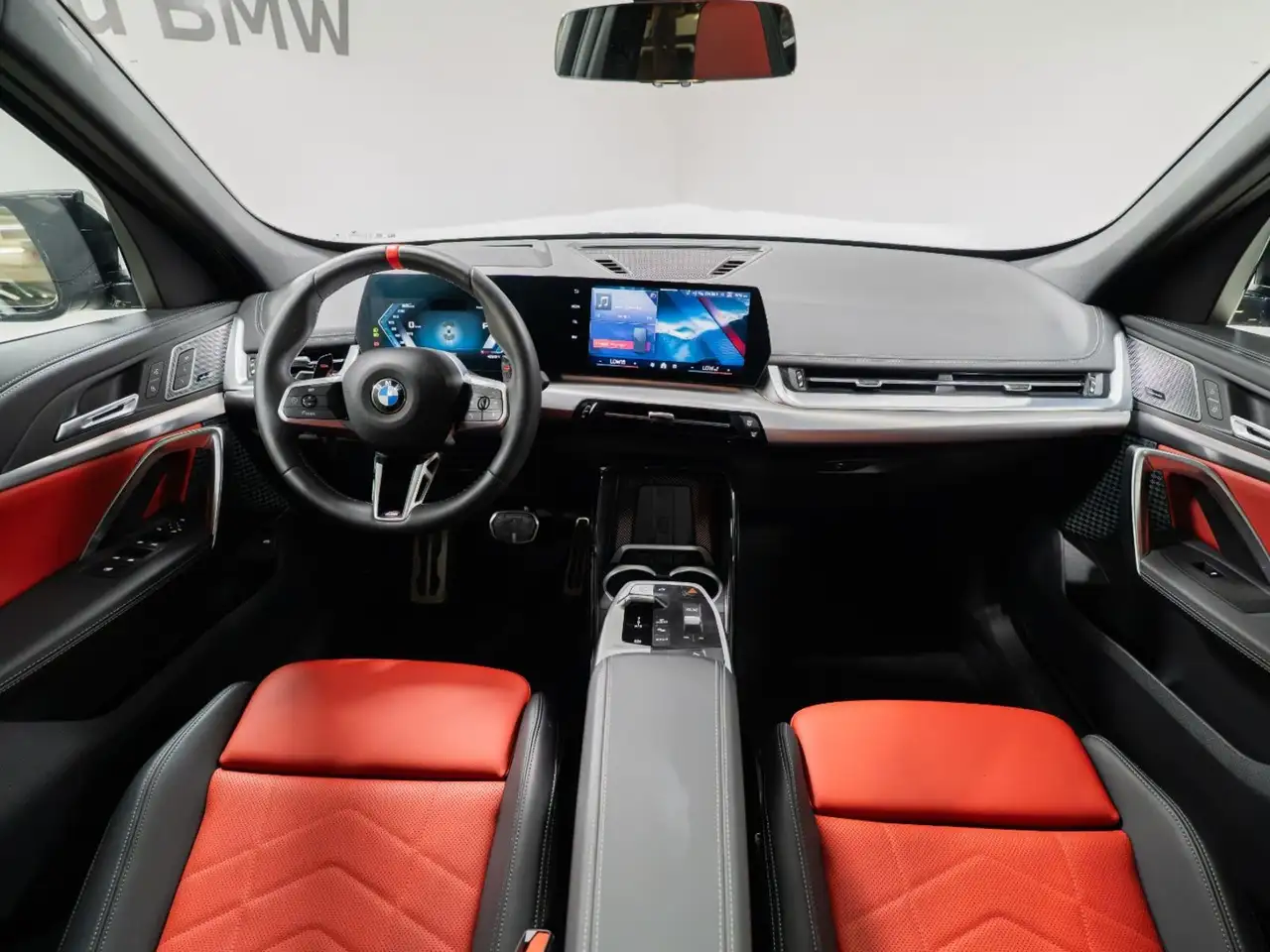 BMW X1 снимка BMW X1