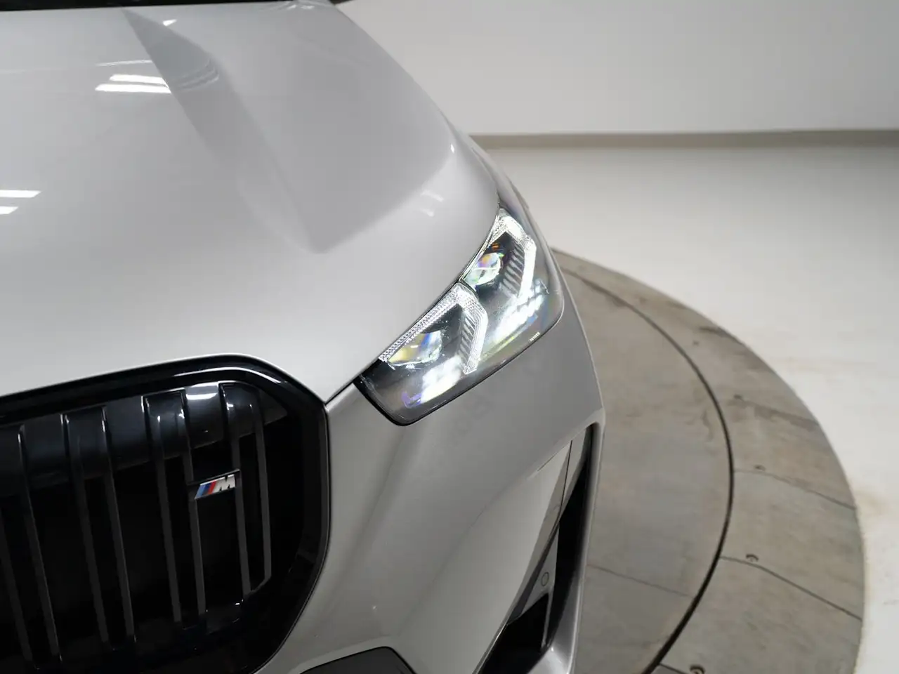 BMW X1 снимка BMW X1