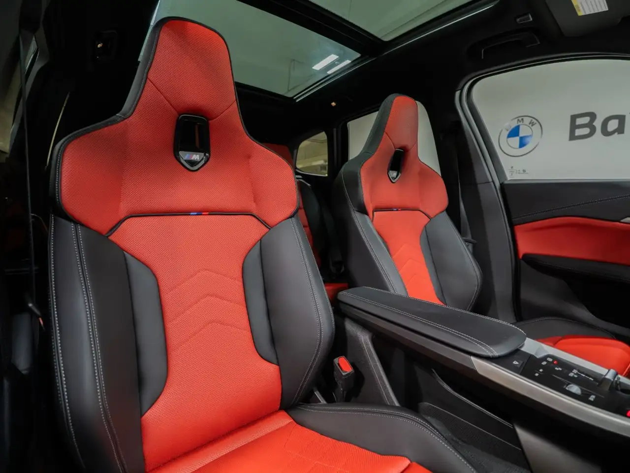 BMW X1 снимка BMW X1