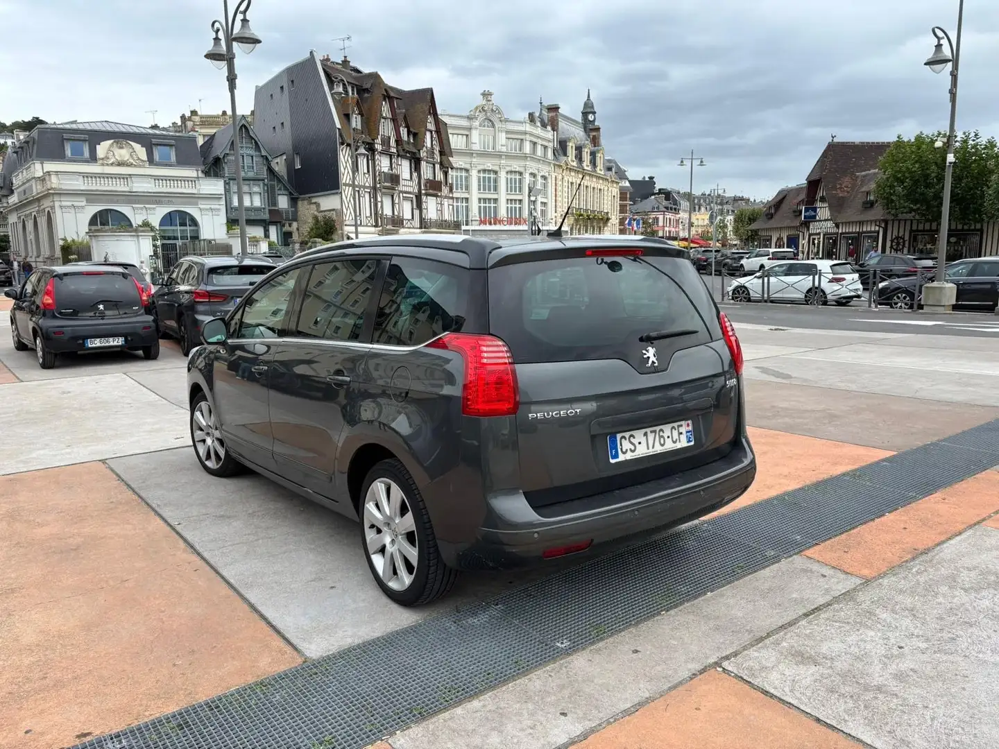 Peugeot 5008 5008 2.0 HDi 150ch FAP BVM6 Allure 7pl - 2