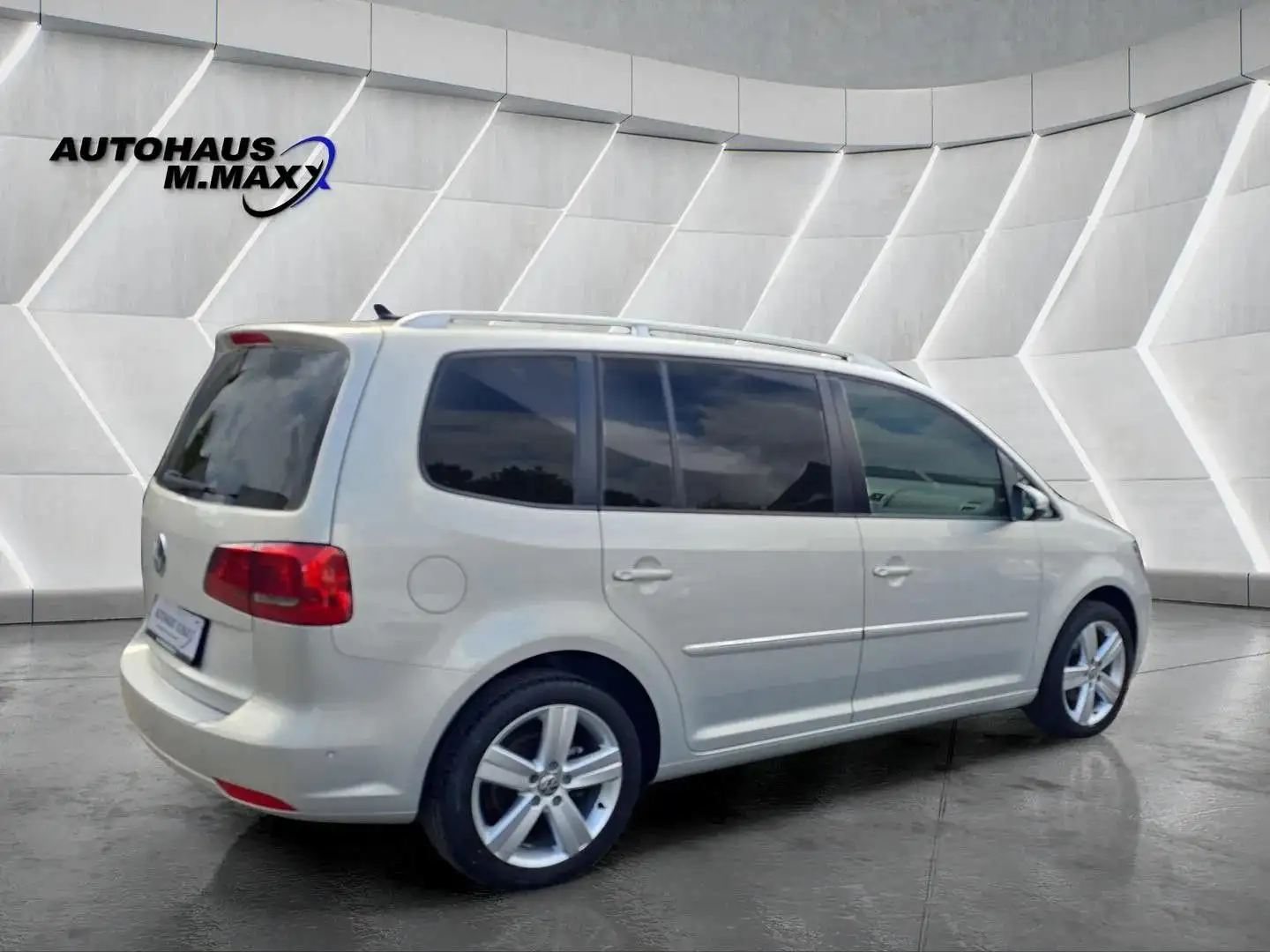 Volkswagen Touran Highline Alcantara Kamera Panorama LED Gold - 2