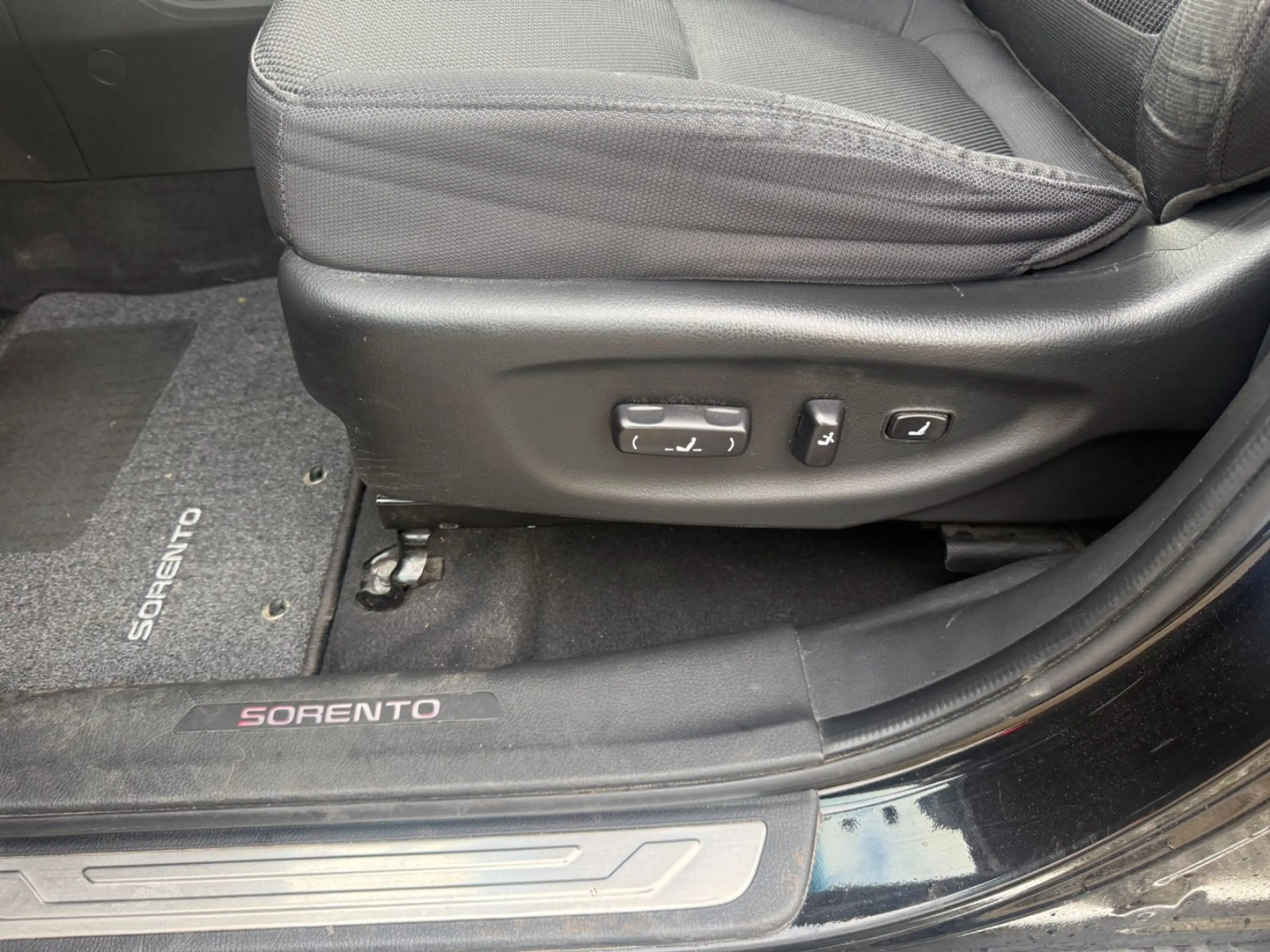 Kia Sorento 2.2 CRDi Vision 4WD*AHK*Tempomat — photo 10