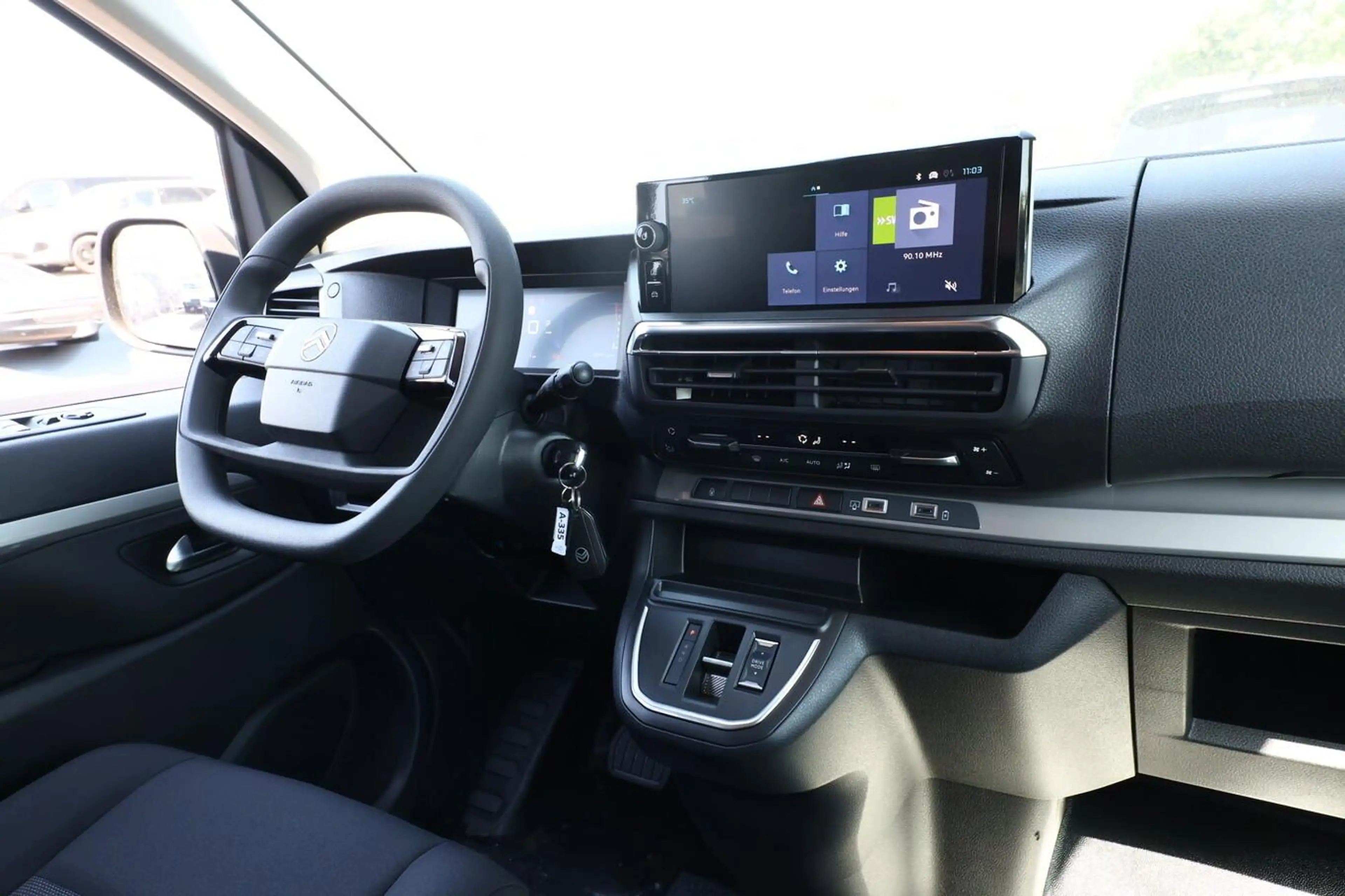 Citroen Spacetourer Plus XL 9S KlimaP LED CarP PDC PrivG 132 kW (17... — photo 9