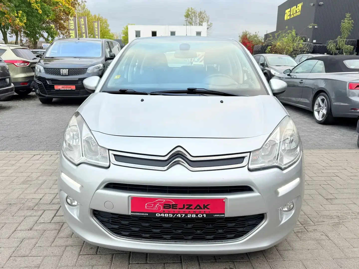 Citroen C3 C3 Exclusive 1.2i 1j garantie nette staat - 2
