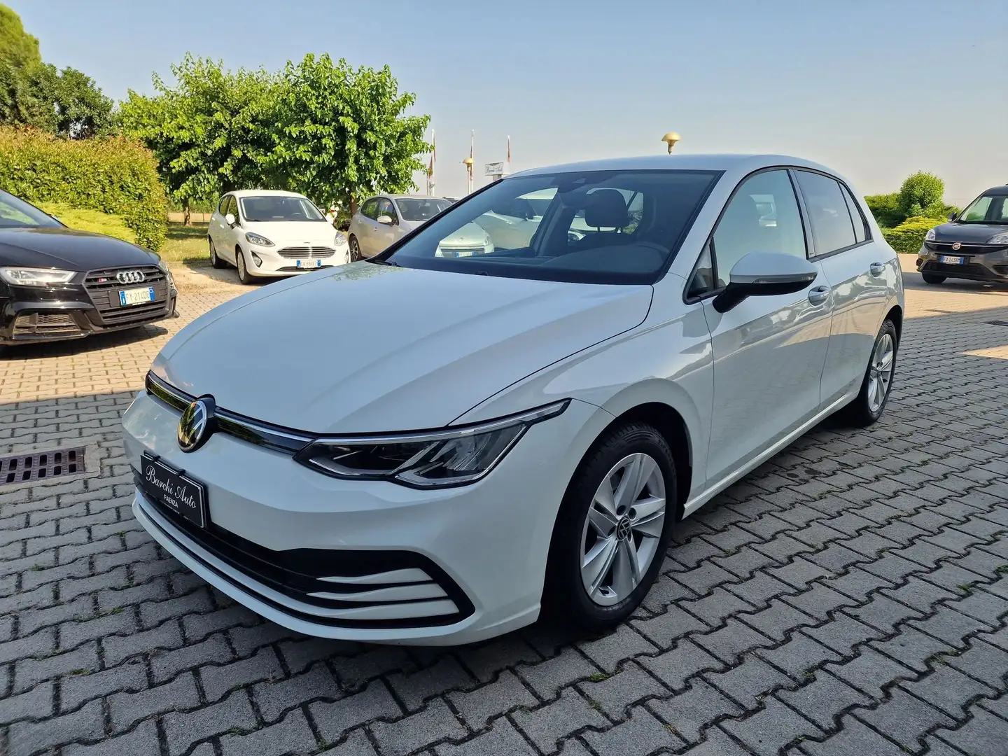 Volkswagen Golf 1.5 eTSI 150 CV EVO DSG Life - 2