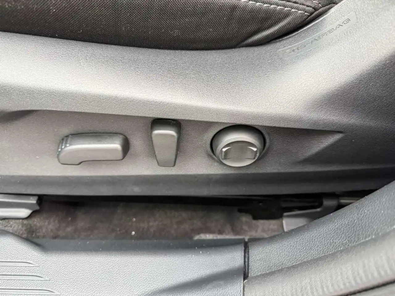 Subaru OUTBACK снимка Subaru OUTBACK
