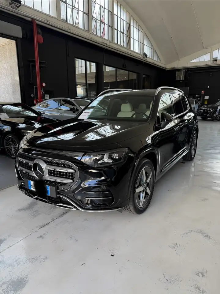 Mercedes-Benz GLB 2026
