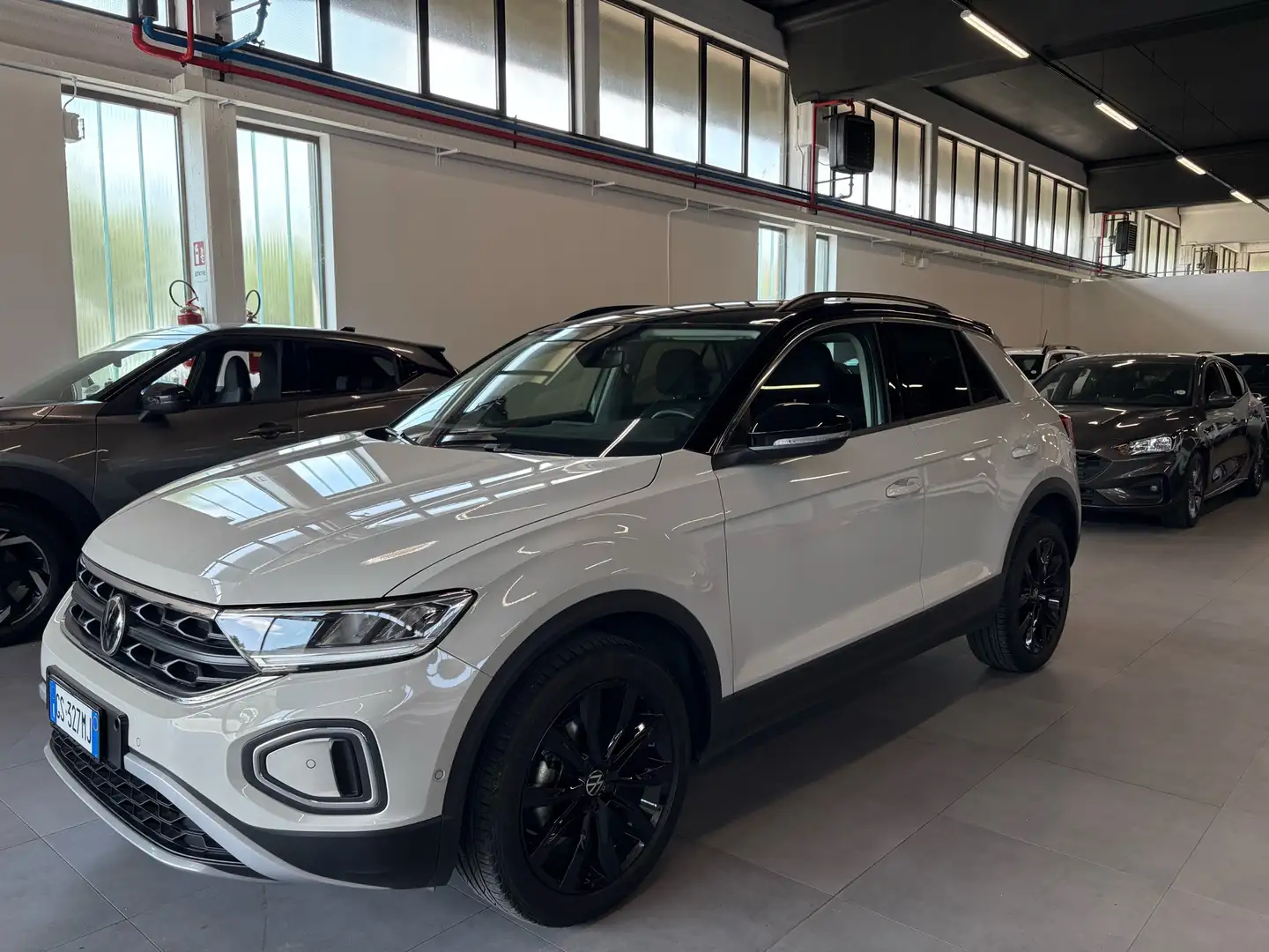 Volkswagen T-Roc T-Roc 1.0 tsi Style 110cv Argento - 2