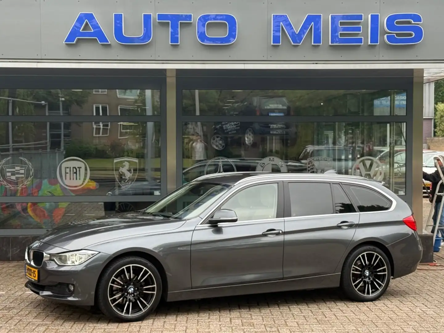 BMW 316 316I Executive Automaat Leder Navi Xenon Gris - 1