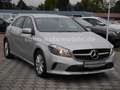 Mercedes-Benz A 180 BlueEfficiency AUTOMATIK/Leder/Navi/Kamera Silber - thumbnail 3