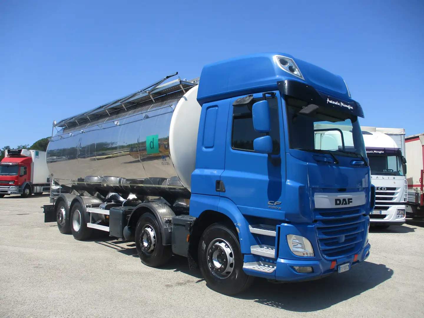 Iveco DAF CF 460 E6 4 ASSI CISTERNA LATT 31500L ATP 5/26 Albastru - 1