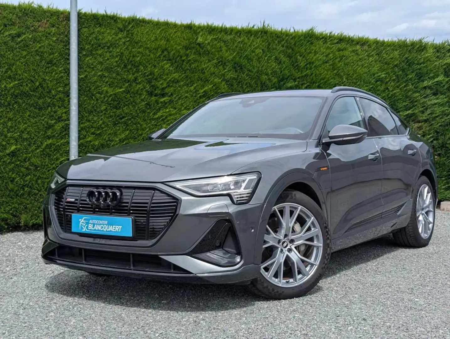 Audi e-tron Sportback Q8 e-tron - 2x s-line + black style - le Gris - 1