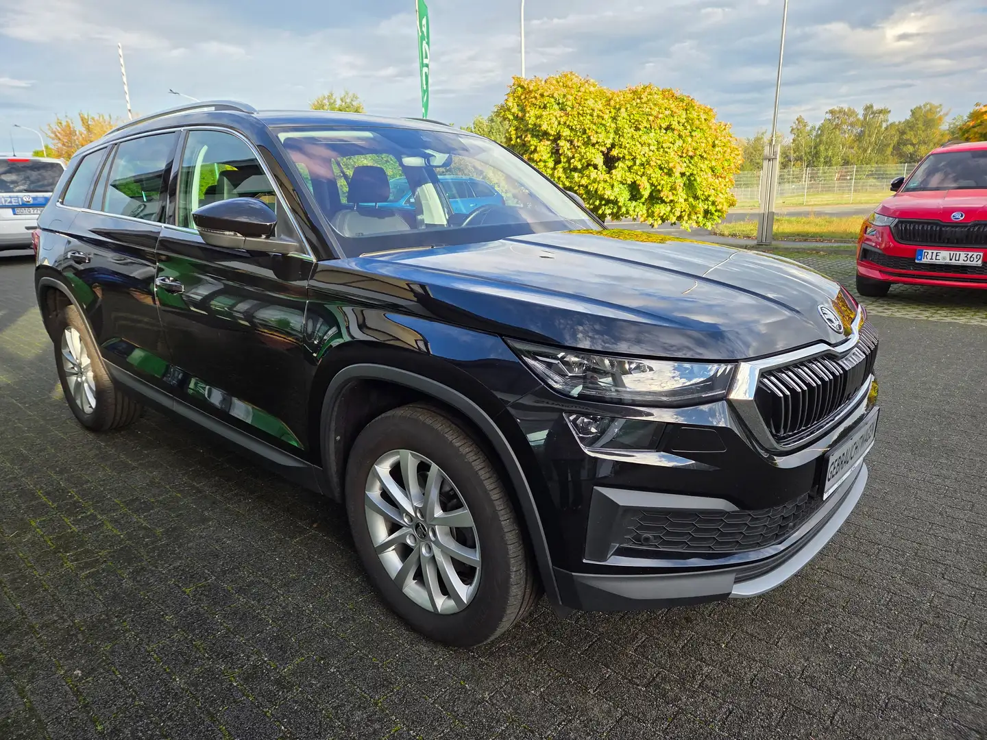 Skoda Kodiaq Style 2.0 TDI DSG 110 kW/ACC/PDC/BFS/RFK/Navi Noir - 1