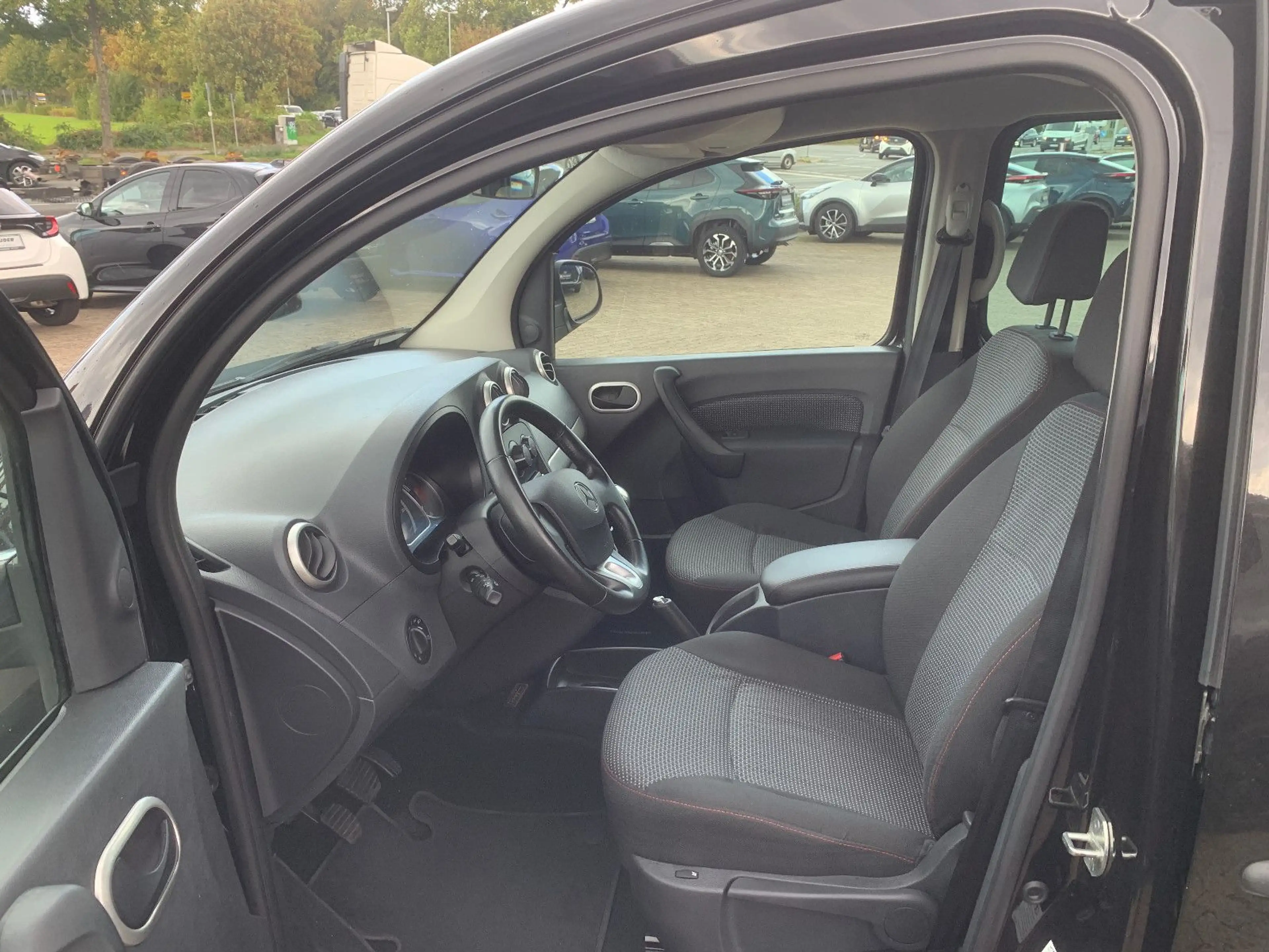 Mercedes-Benz Citan Kombi 108/109/111 CDI lang Tourer Edition — photo 6