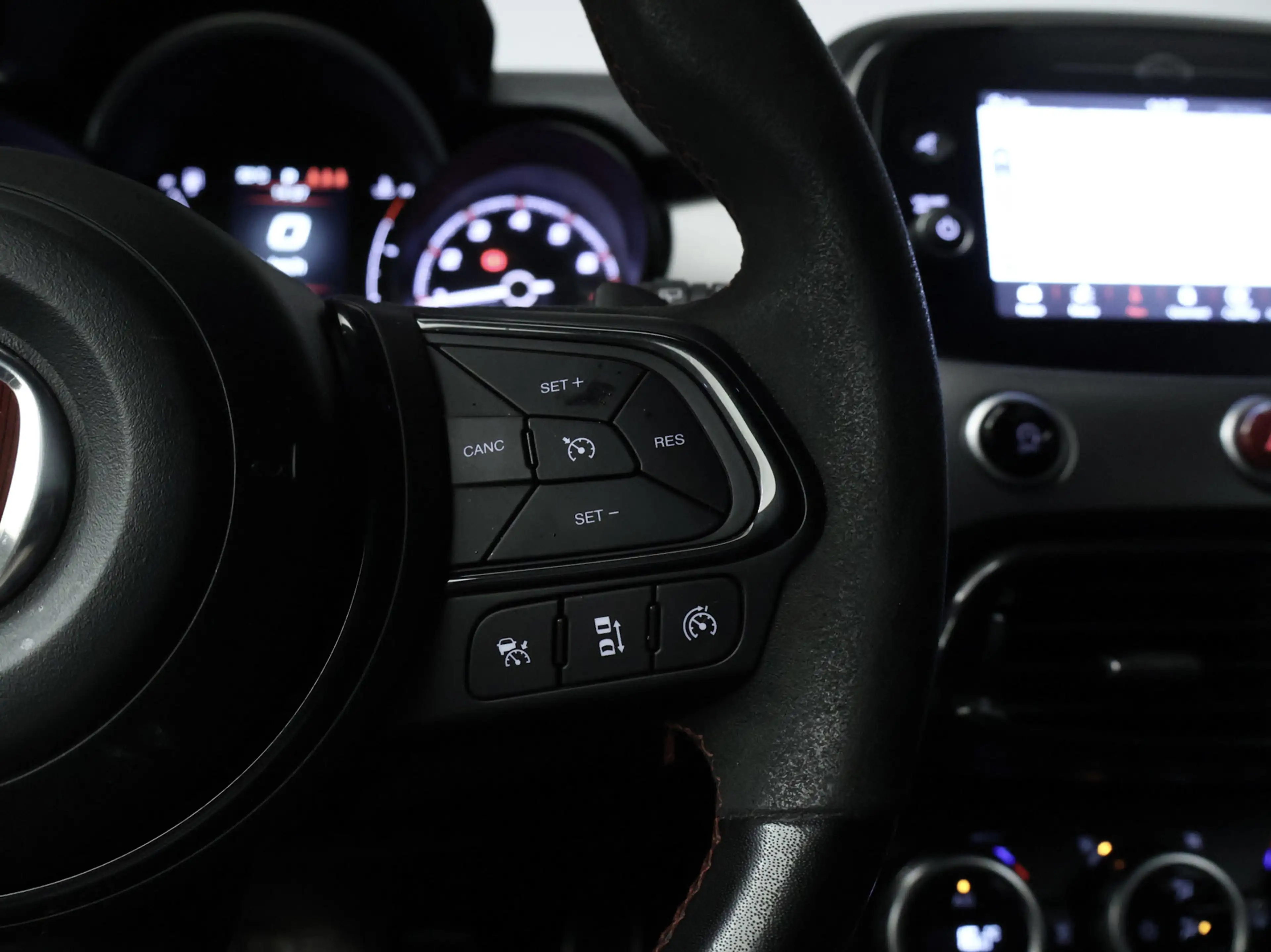 Fiat 500X Cross 1.3 GSE City Cross Sport (APPLE CARPLAY,NAVI — photo 10