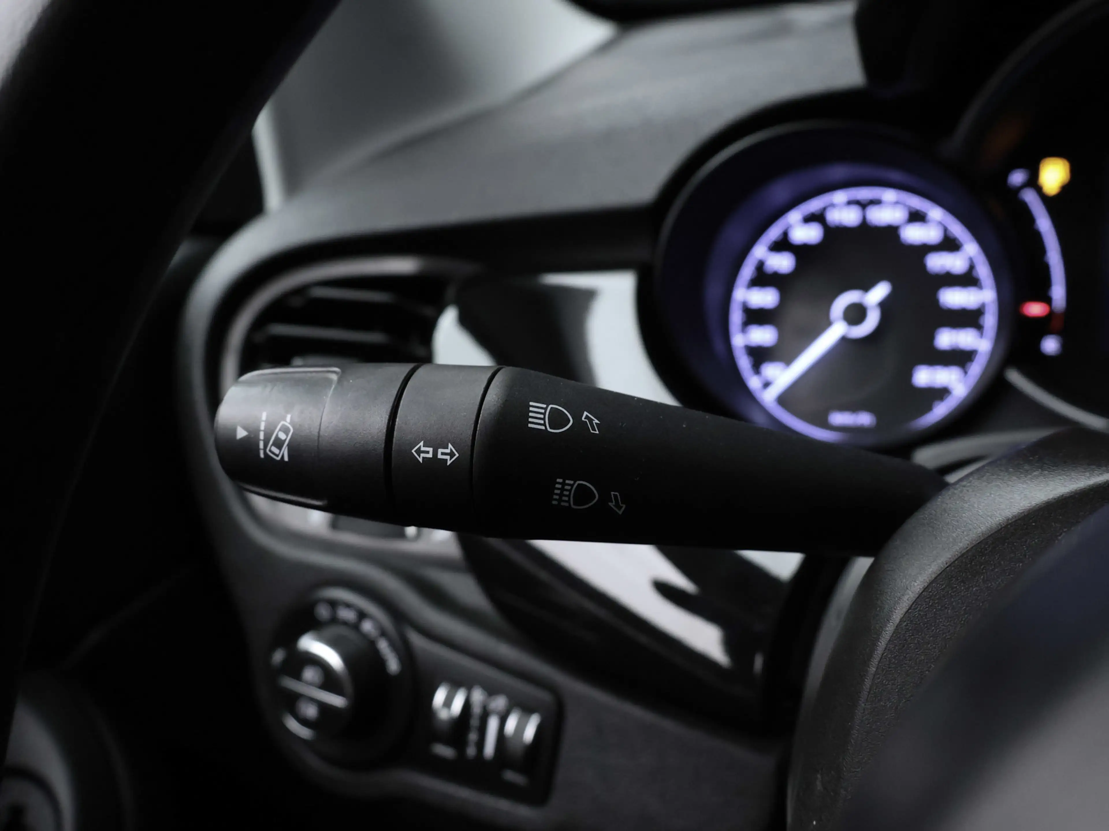 Fiat 500X Cross 1.3 GSE City Cross Sport (APPLE CARPLAY,NAVI — photo 8