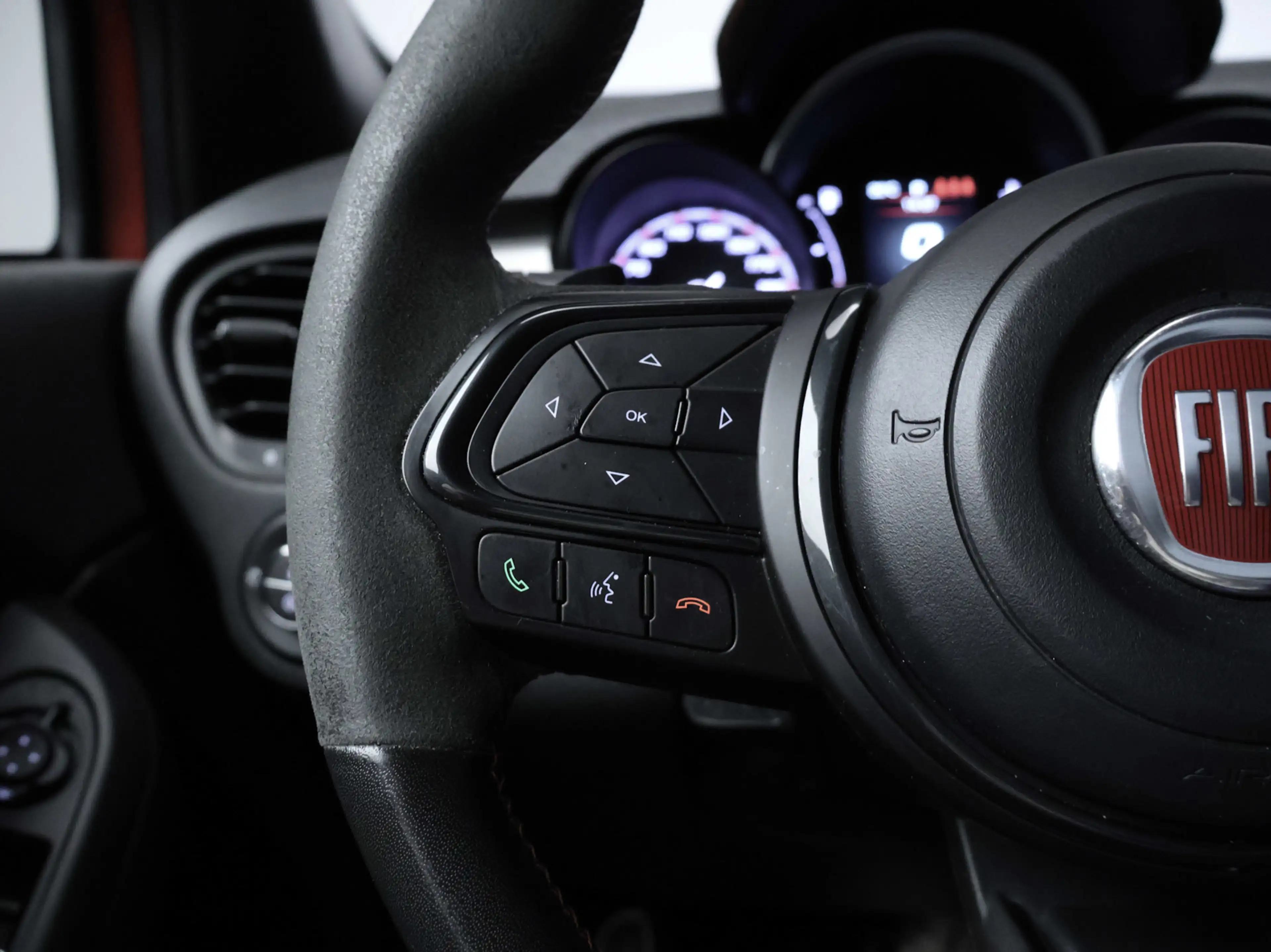 Fiat 500X Cross 1.3 GSE City Cross Sport (APPLE CARPLAY,NAVI — photo 9