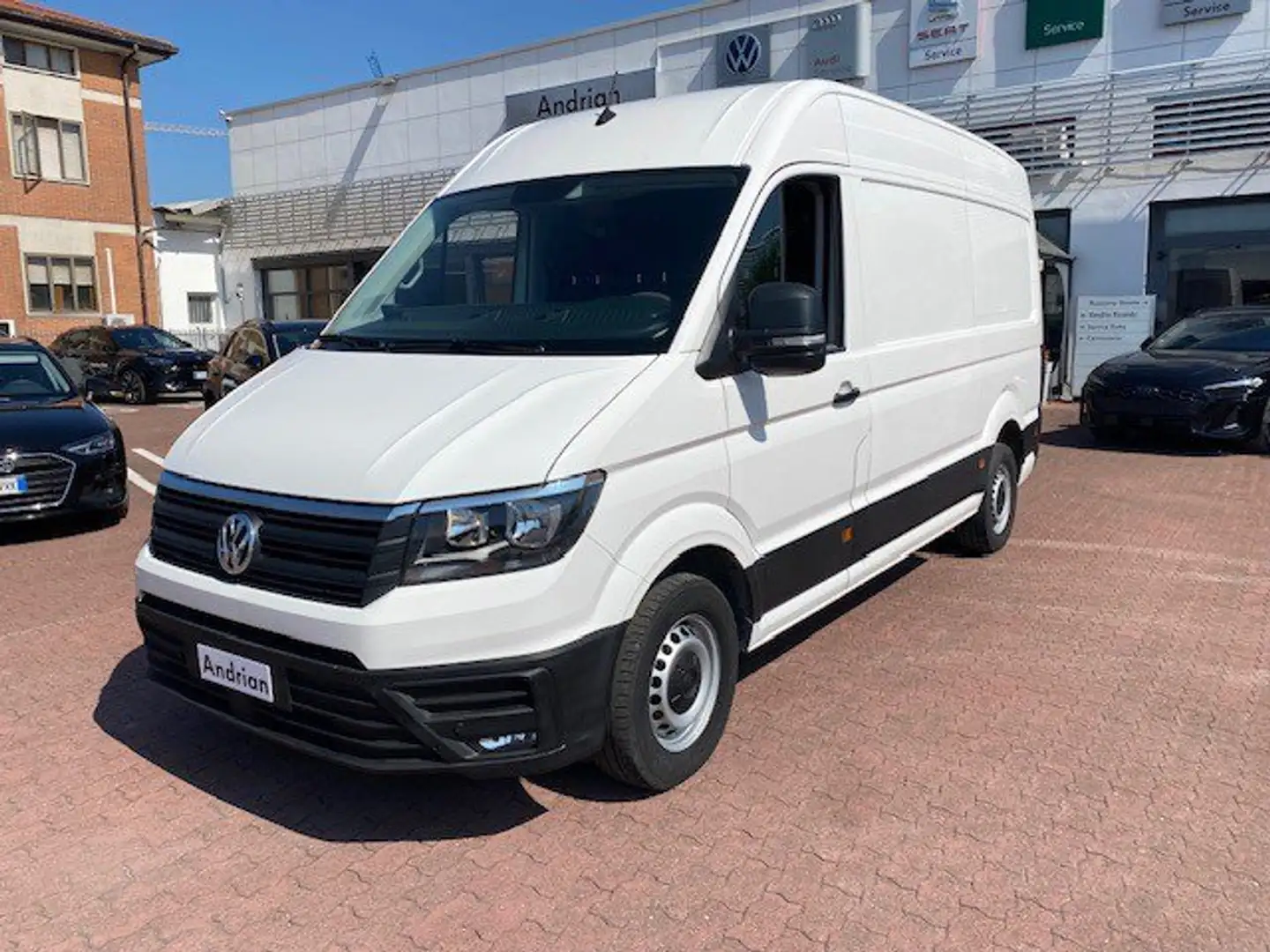 Volkswagen Crafter 35 2.0 TDI 140CV PL-TA Furgone Bianco - 1