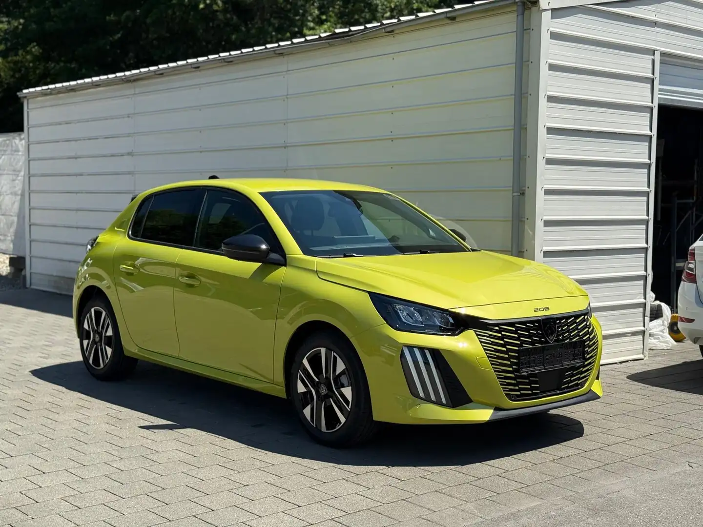 Peugeot 208 Allure 1.2 Hybrid 110 e-DCS6 Android Auto*SHZ*A... Gelb - 1