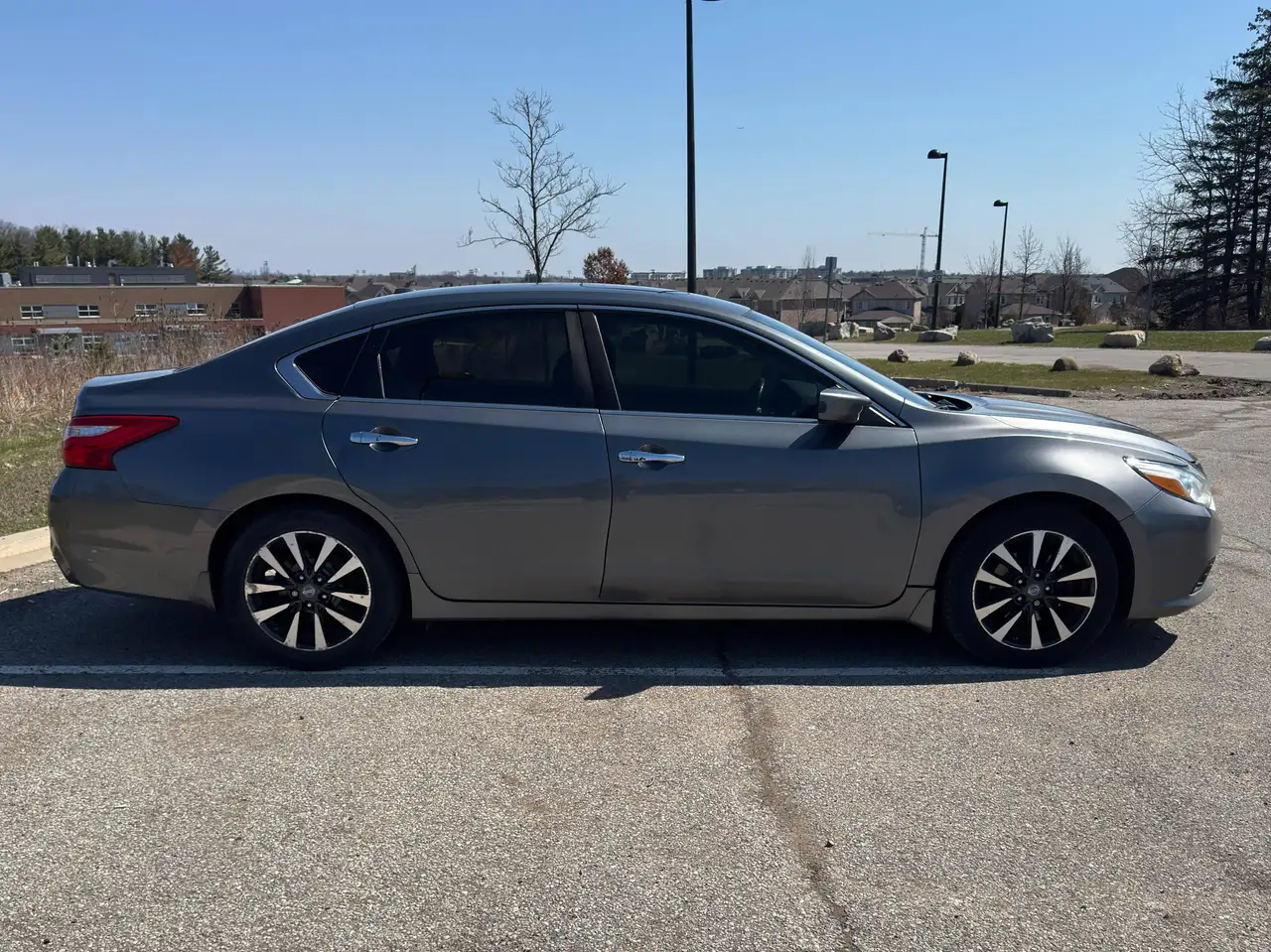 Nissan Altima fotografie Nissan Altima