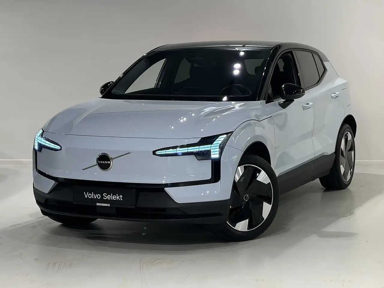 Volvo EX30 Plus Extended Range