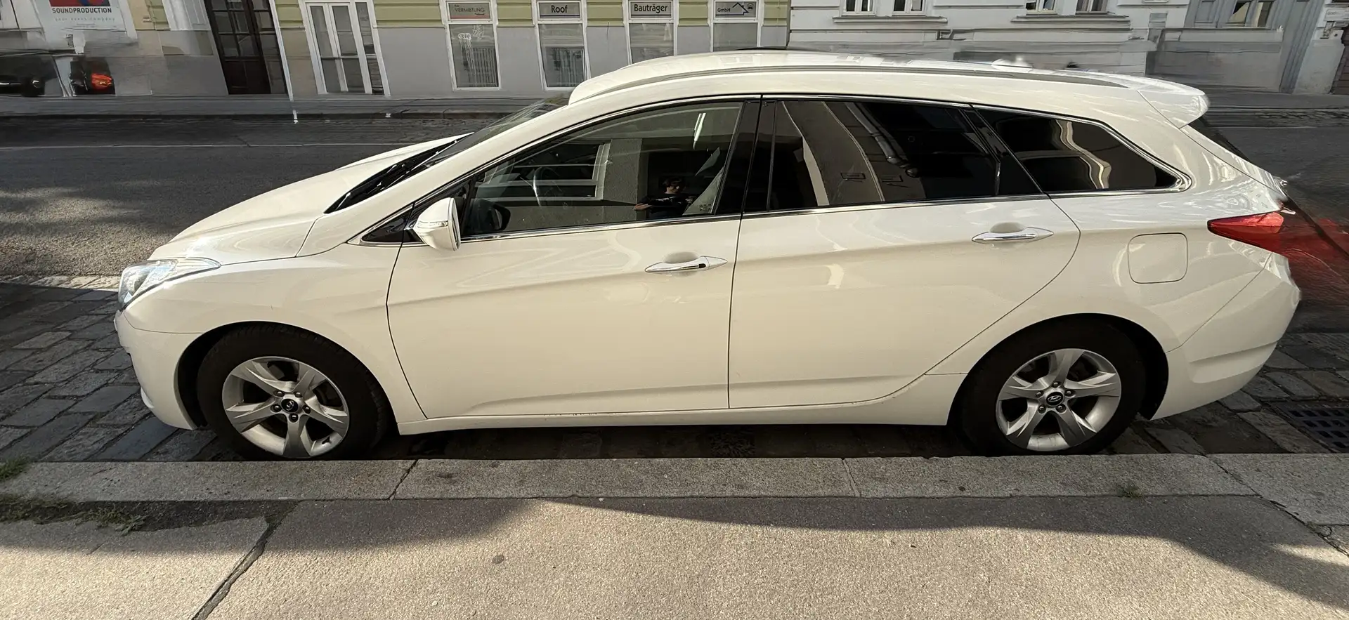 Hyundai i40 i40cw 1.7 CRDi Style - 1