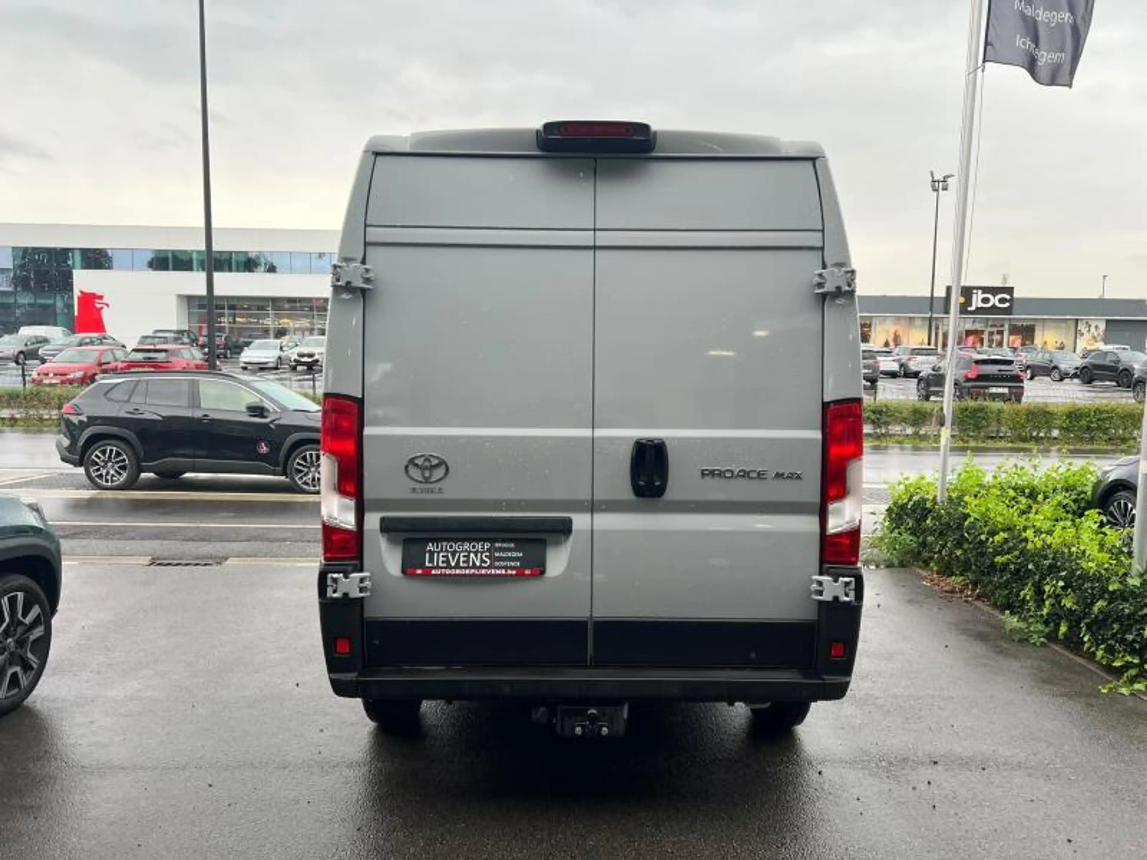Toyota Proace Max 2.2D 144AT COMFORT LIGHT 3.5T — photo 3