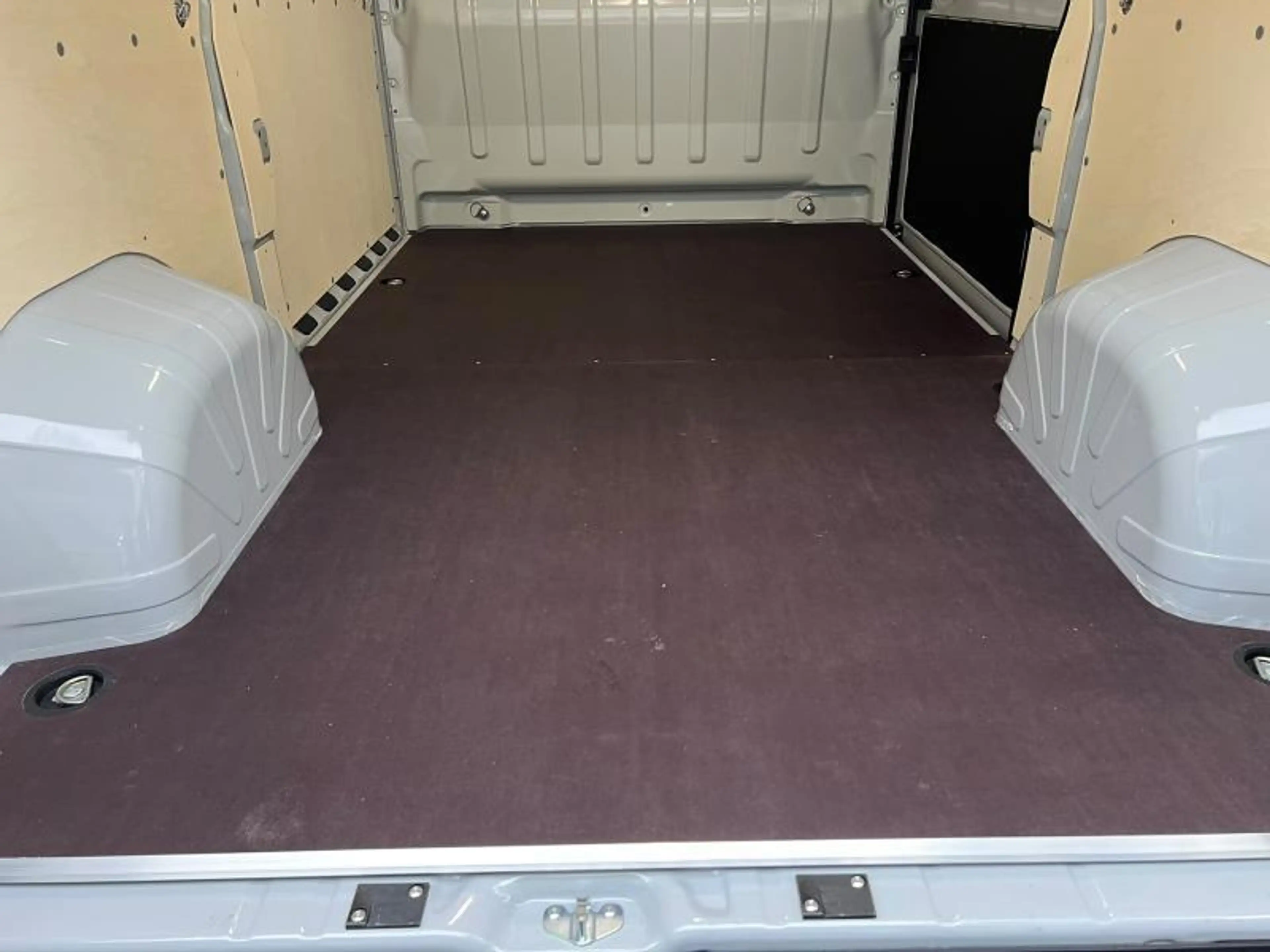 Toyota Proace Max 2.2D 144AT COMFORT LIGHT 3.5T — photo 8